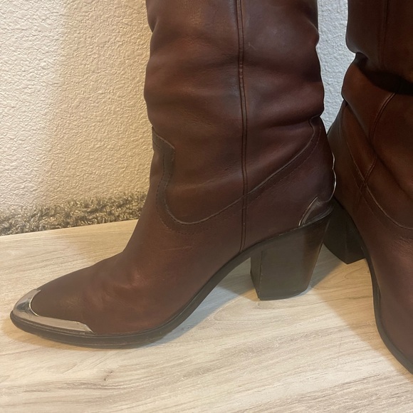 Frye Faye Metal Plate Pull On Western Boot 7.5 - Picture 3 of 13